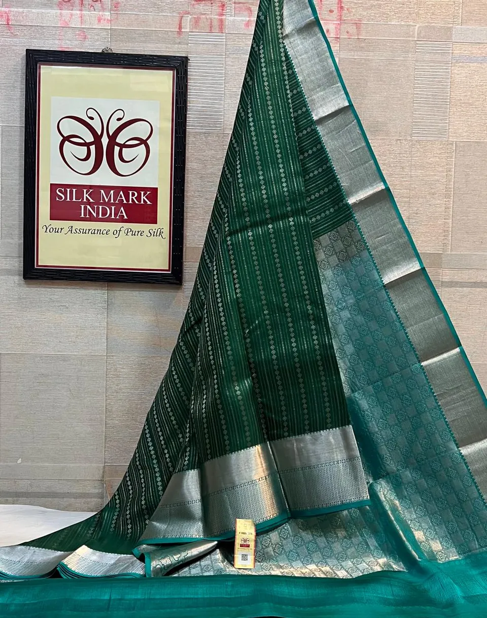 Bottle Green & Sea Green kanchipuram pure silk saree