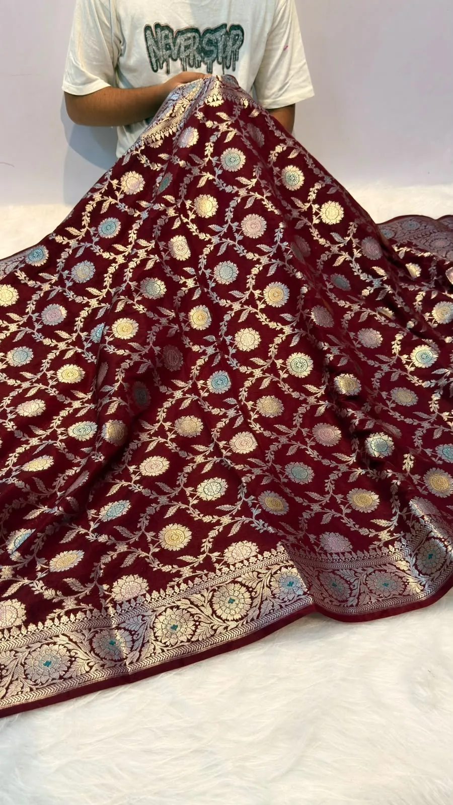 Maroon banarasi katan silk meenakari jaal saree, view 4