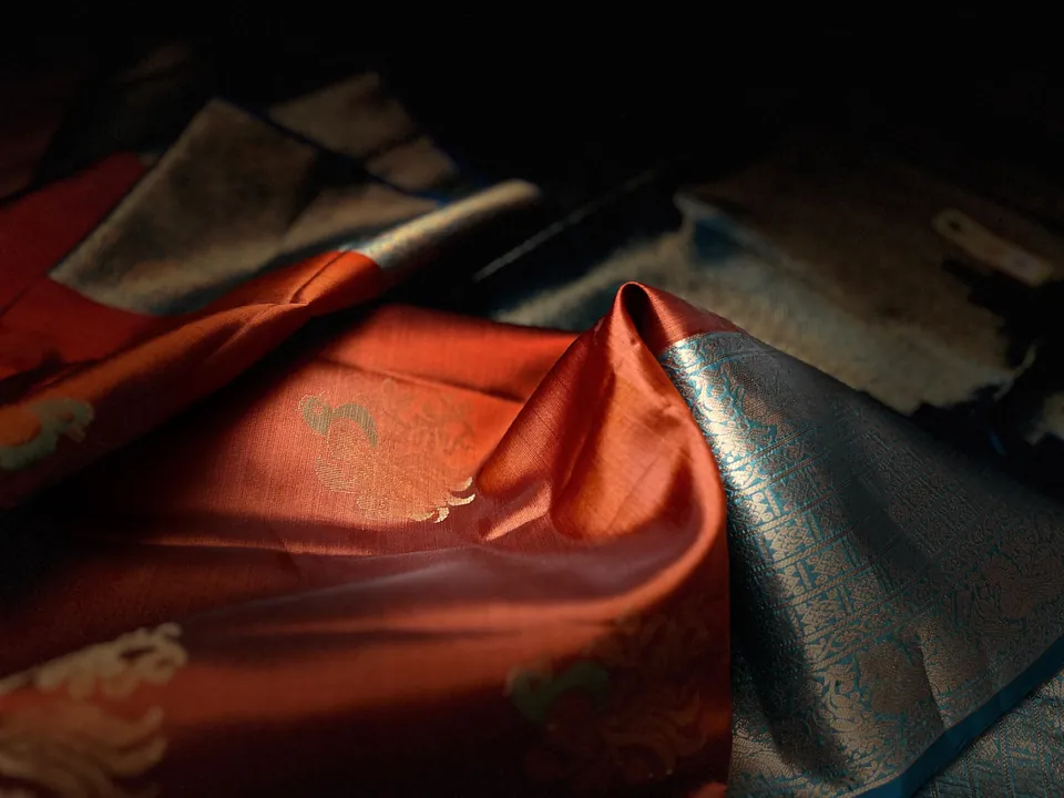 Rust & Teal kanchipuram meena butta silk saree, view 3
